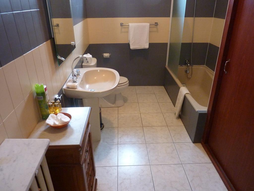 Maison Bellevue Bed & Breakfast Carcassonne Kamer foto